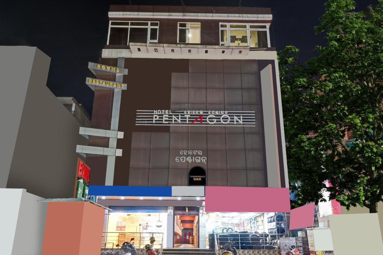 فندق Townhouse Oak Pentagon Residency بوهفانيشفار المظهر الخارجي الصورة