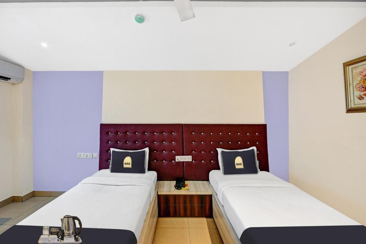 فندق Townhouse Oak Pentagon Residency بوهفانيشفار المظهر الخارجي الصورة