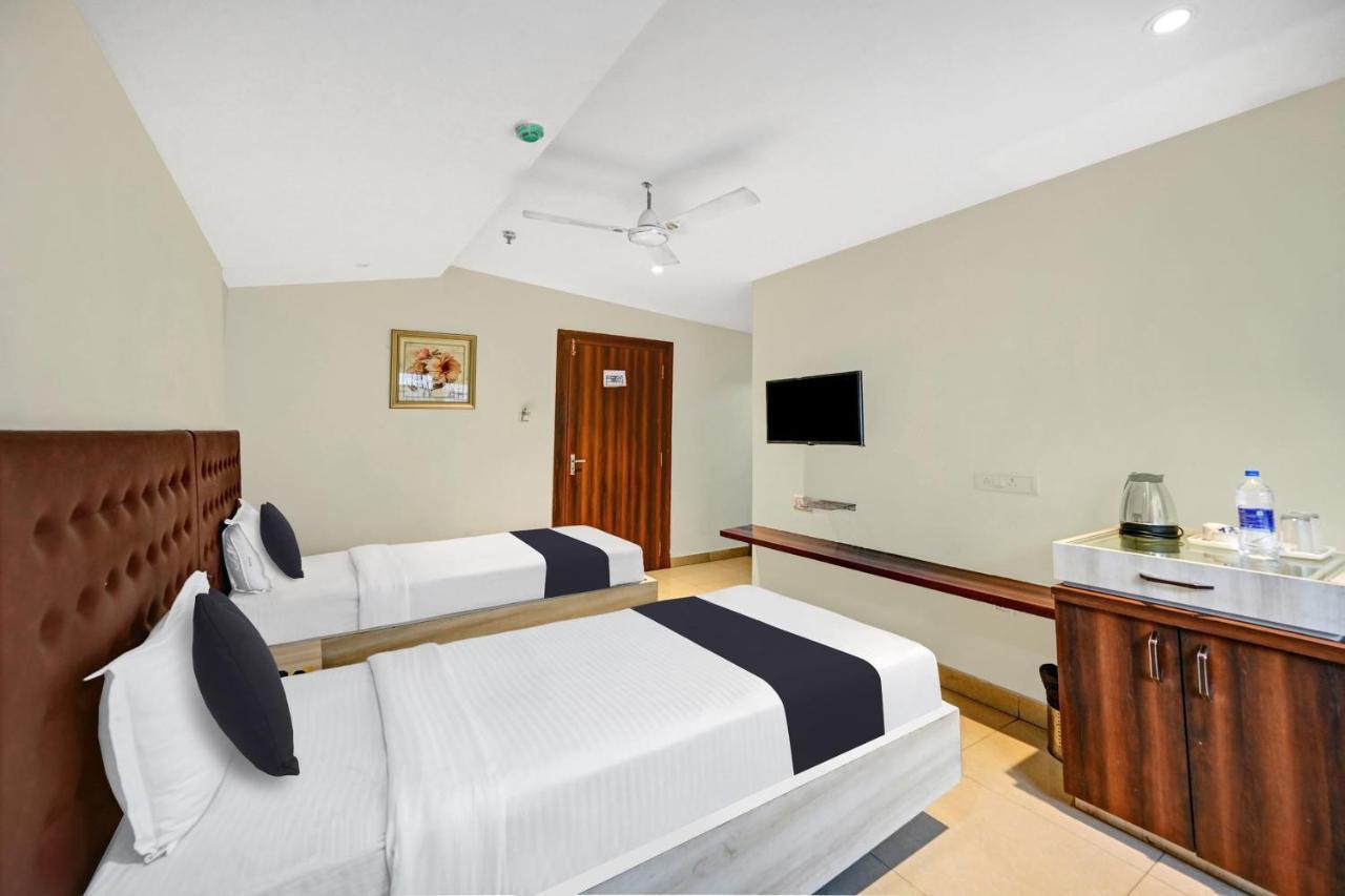 فندق Townhouse Oak Pentagon Residency بوهفانيشفار المظهر الخارجي الصورة