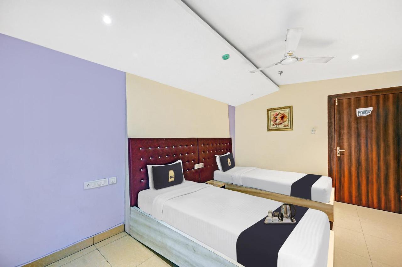 فندق Townhouse Oak Pentagon Residency بوهفانيشفار المظهر الخارجي الصورة