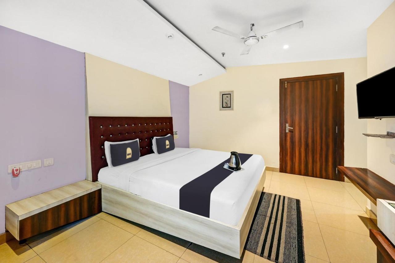 فندق Townhouse Oak Pentagon Residency بوهفانيشفار المظهر الخارجي الصورة